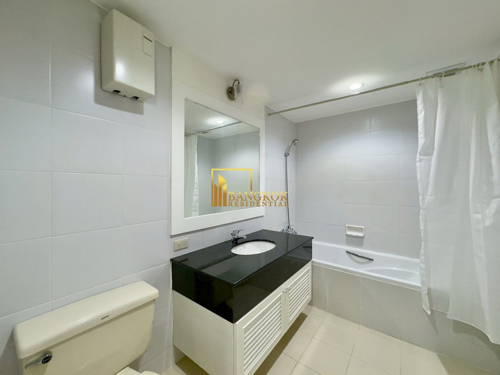 รูป Acadamia Grand Tower | Renovated 2 Bedroom Condo For Rent - BR16536CD - รูปที่ 19/34