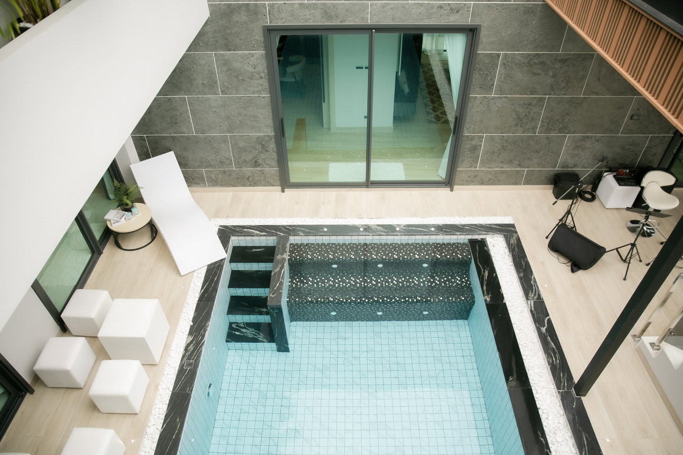 รูป Ultra Luxury Pool Villa for Sale Thung Klom Tan Man Pattaya - รูปที่ 2/23