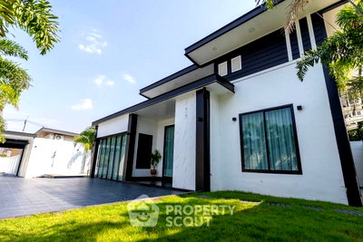 บ้านเดี่ยว ถนนทุ่งกลม-ตาหมัน : วิลล่า 4-ห้องนอน ใกล้ พัทยาตะวันออก (ID 2916397)