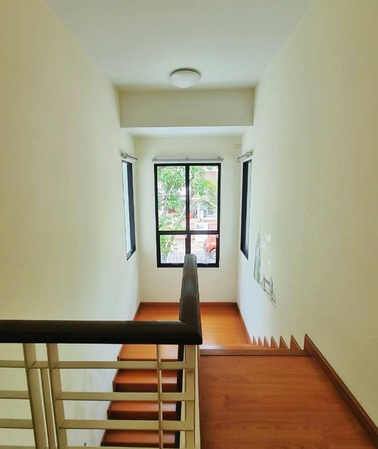 รูป For Sell at    Lakeview Park Village, Bangna - รูปที่ 8/16