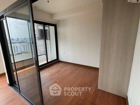1-BR Condo at Altitude Symphony Charoenkrung near BTS Saphan Taksin (ID 2904821)
