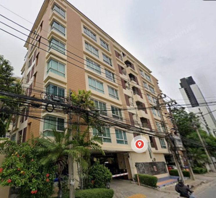 picture Large room for rent at Chateau In Town Major Ratchayothin Phase 1 - 11/11