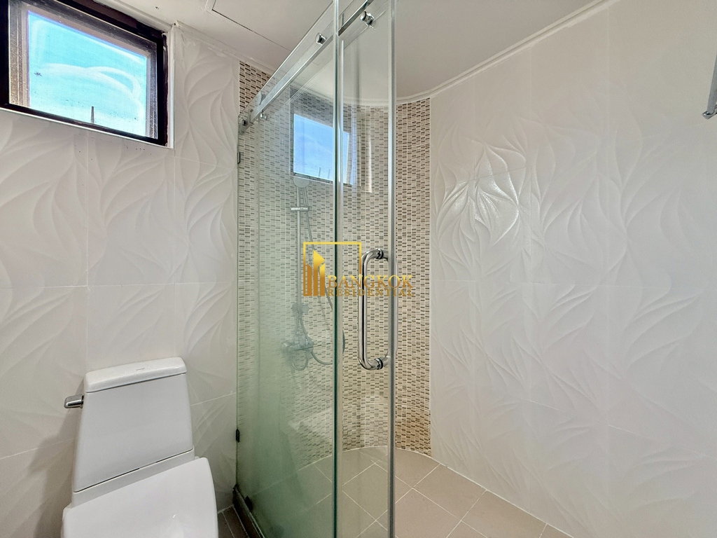 รูป Large 4 Bed Apartment with Private Terrace in Phrom Phong - BR21186AP - รูปที่ 36/50