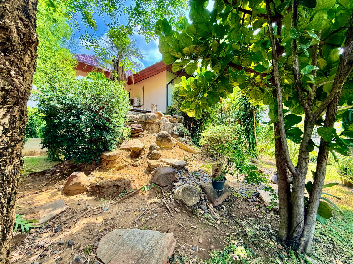 รูป ขายบ้านเดี่ยวห้องมุมหลังใหญ่ 216 ตร.ว. กฤษดานคร18 ทิศใต้รับลม พื้นที่ใช้สอยครบครัน 4 นอน 5 น้ำ ย่านศาลาธรรมสพน์ - เพียง 14.9 ล้าน! - รูปที่ 36/42
