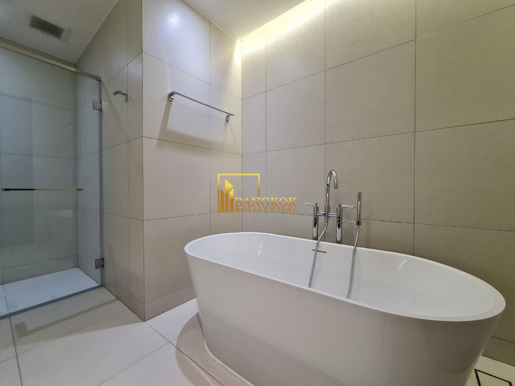 รูป Beautiful 3 Bedroom Luxury Apartment in Phrom Phong Area - BR21031AP - รูปที่ 30/52