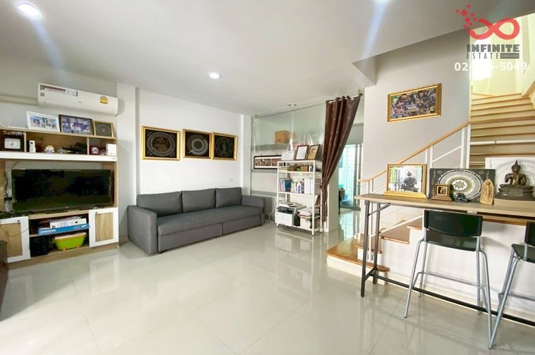 3-bed townhouse for sale, 162 sqm, 22.4 sq wah, Baan Kang Mung Ladprao-Sena