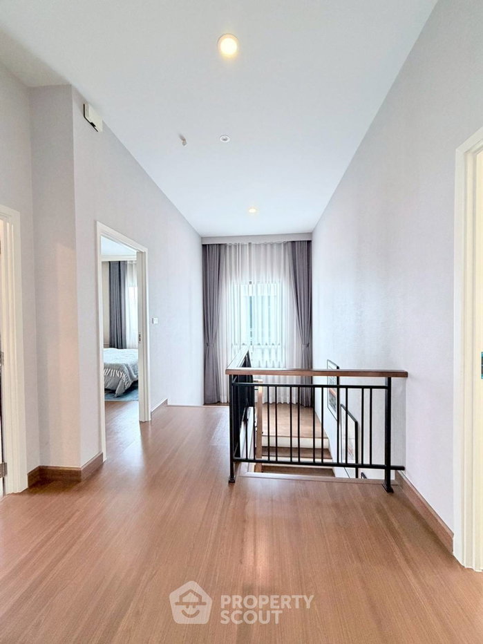 รูป บ้าน 4-ห้องนอน ที่ แกรนด์ บริทาเนีย พระราม 9-กรุงเทพกรีฑา ใกล้ ท่าอากาศยานสุวรรณภูมิ (ID 2883524) - รูปที่ 20/27