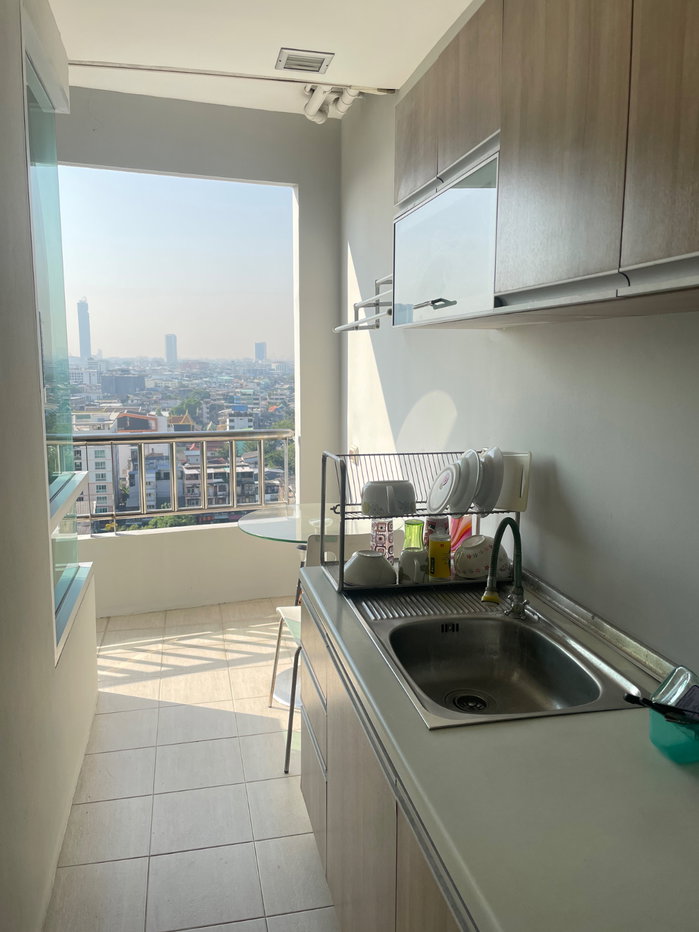 picture Sales!! The Station Sathorn-Bangrak Condo - 6/10