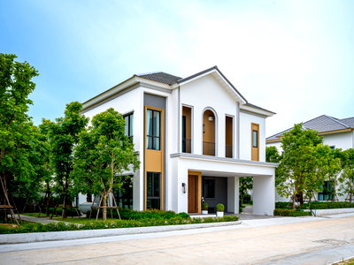 บ้านเดี่ยว ฟรอส เมจิกส์ ไอซ์ ออฟ สยาม : House for Sale Nong Pla Lai East Pattaya Modern Family
