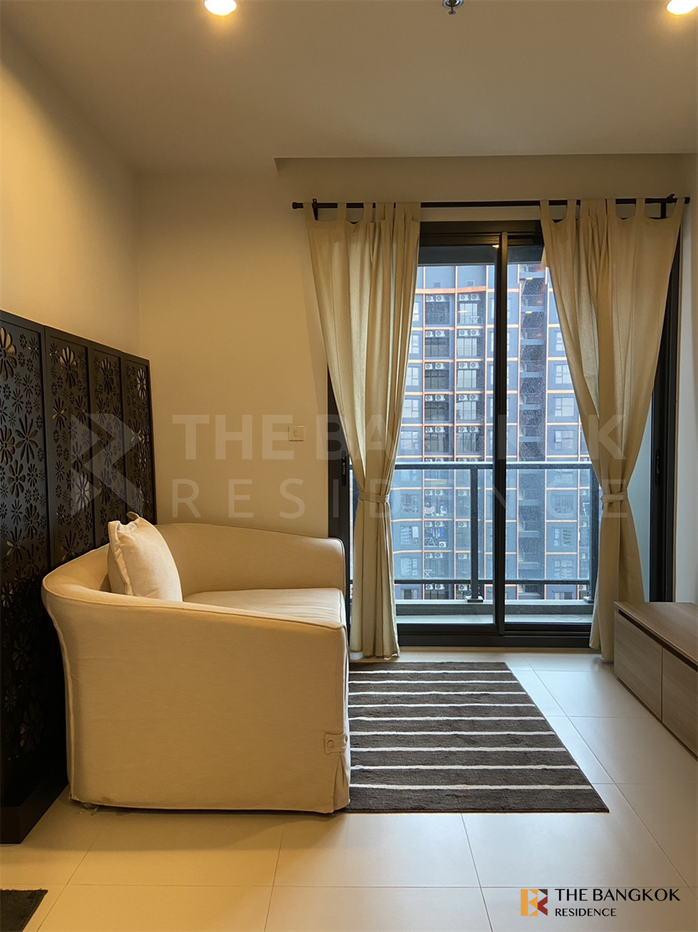 picture XT Huaikhwang Move-in Ready, Just Bring Your Stuff near MRT Huai Khwang Station - 9/10