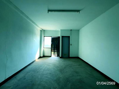 Condos for sale : CONDO 425.25 Sq.m. Bang Plee Samut Prakarn for 2M