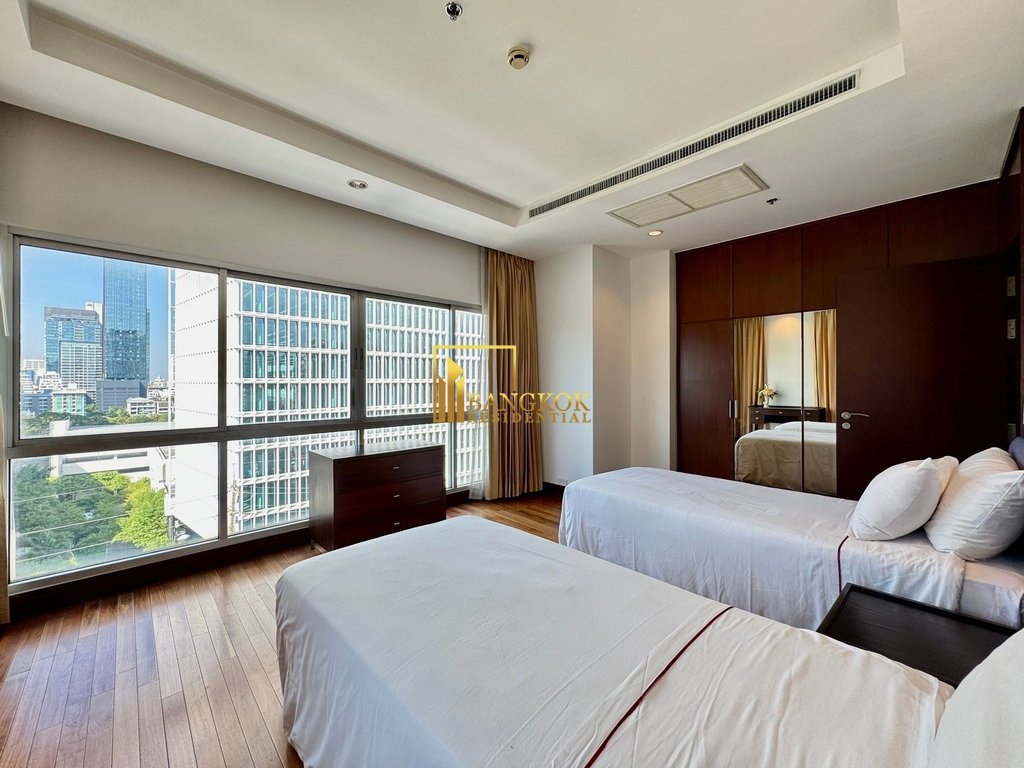 รูป Impressive 3 Bedroom Apartment For Rent in Ploenchit Area - BR21188AP - รูปที่ 21/41