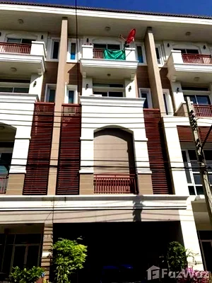 Townhouses for sale Bangkok : Rare Item 4-Story Townhome for Sale at Premium Place Nuanch 6253856