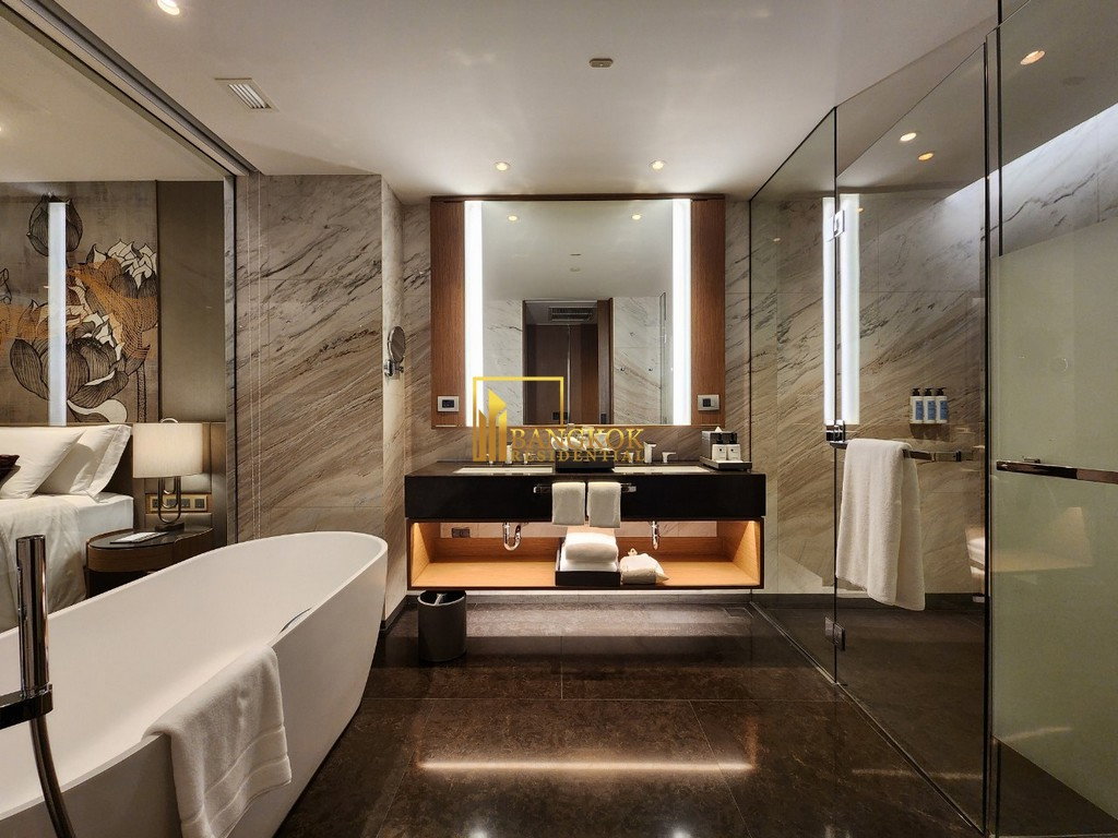 รูป Luxurious 2 Bedroom Serviced Apartment For Rent in Siam Area - BR30157SA - รูปที่ 13/24