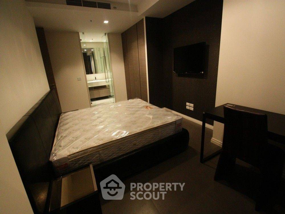 รูป คอนโด 1-ห้องนอน ที่ เดอะ ริเวอร์ คอนโดมิเนียม ใกล้ BTS สะพานตากสิน (ID 382796) - รูปที่ 5/16