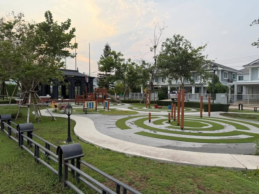 รูป 🏡 ให้เช่า “บ้านเดี่ยว” Villaggio Rangsit – Klong 2 จาก Land & Houses 3 ห้องนอน 3 ห้องน้ำ บ้านสวย พร้อมอยู่ บรรยากาศยุโรป - รูปที่ 2/10
