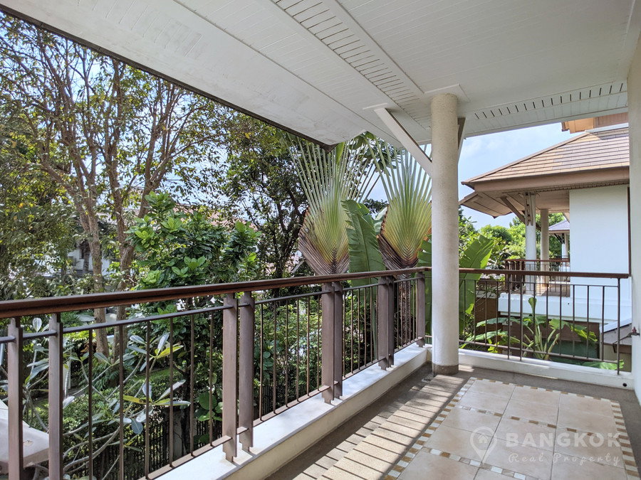 picture Narasiri Pattanakarn Srinakarin | Elegant 4 Bed 4 Bath House - 15/31