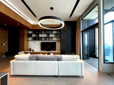 คอนโดให้เช่า : ให้เช่า The Esse Asoke ราคา 180,000 บาท/เดือน [MNs260509]