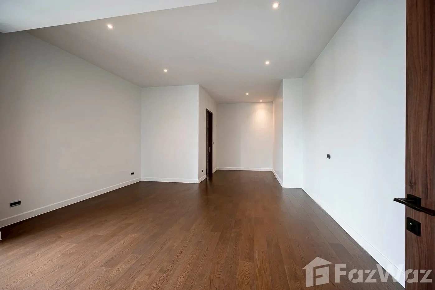 รูป ขาย บ้านเดี่ยว 4 ห้องนอน ในโครงการ บูก้าน กรุงเทพ กรีฑา 6292160 - รูปที่ 24/47