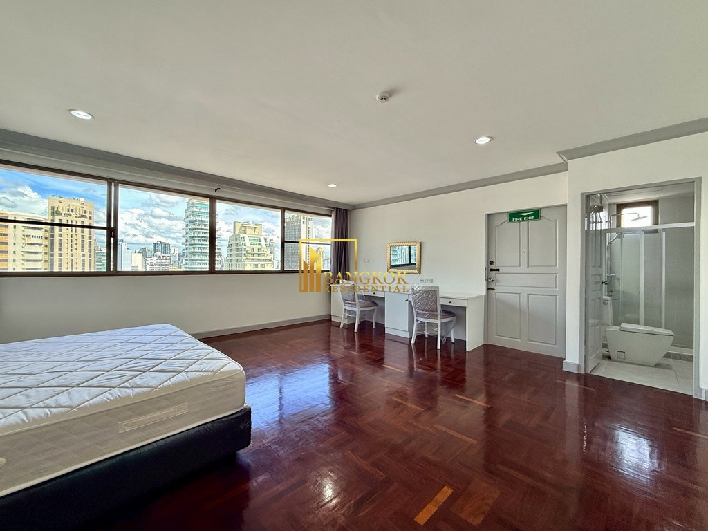 รูป Large 4 Bed Apartment with Private Terrace in Phrom Phong - BR21186AP - รูปที่ 26/50