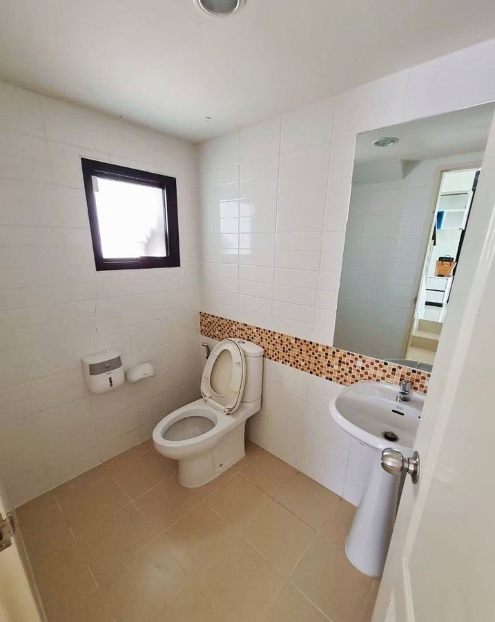 รูป For Sell at    Lakeview Park Village, Bangna - รูปที่ 2/16
