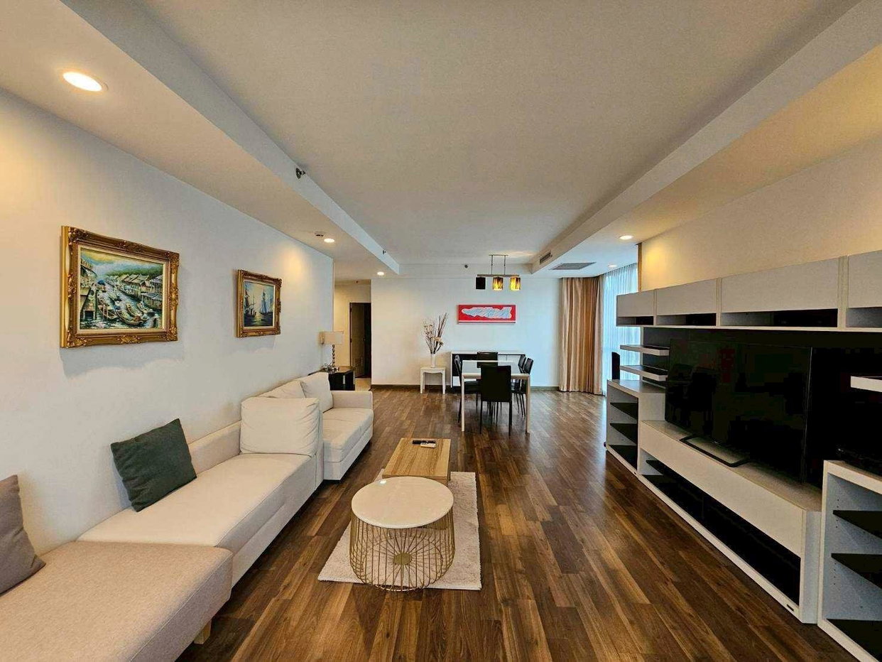 รูป LTHC15459 – Luxury Condo for Rent Ratchadamri | City Lifestyle Best Value | Near BTS Ratchadamri | 65,000 THB  - รูปที่ 2/5