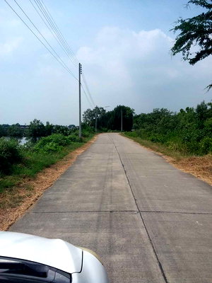 Land for sale Samut Sakhon : Land For Sale of 39 Rai Near Sahakorn Temple Within Easy Rearch to Rama 2 Road