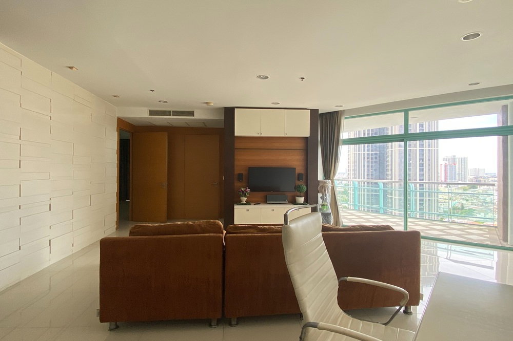 รูป ขายด่วน !! Chatrium Riverside Condominium, 2 นอน, 2 น้ำ, ชั้นสูง 19++, ห้องนั่งเล่นกว้าง, ระเบียงกว้าง !! Code C20260500023 แต่งครบ, ราคาพิเศษ!!📣📣 - รูปที่ 2/9