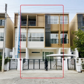 โรบินสันไลฟ์สไตล์ ราชพฤกษ์ 1.55กม. ดูโฮม บางบัวทอง 1.91กม. ชัยพฤกษ์ ทาวน์โฮมหรู 3 ชั้น 3 นอน 3 น้ำ ถ.สะพานนทบุรี 18 ตร.วา. 220 ตร.ม.