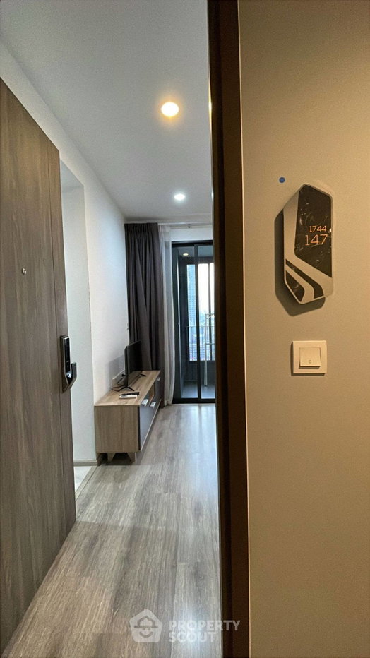 รูป คอนโด 1-ห้องนอน ที่ ไอดีโอ โมบิ อโศก ใกล้ MRT เพชรบุรี (ID 2913804) - รูปที่ 1/6