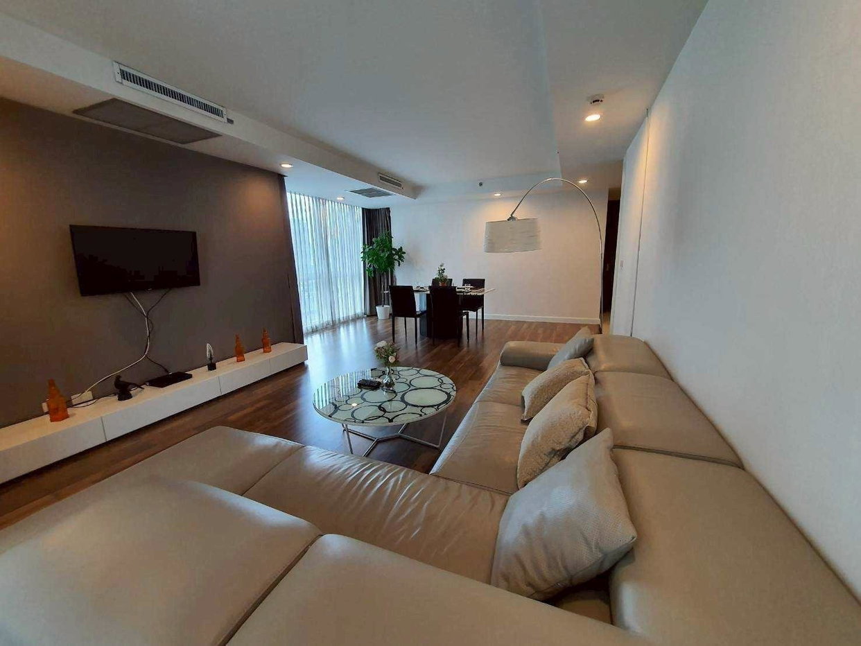รูป LTHC15461 – Luxury Condo for Rent Ratchadamri | City Lifestyle Best Value | Near BTS Ratchadamri | 65,000 THB | คอนโดหรูให้เช่า ราชดำริ คุ้มค่า ใกล้ BTS ราชดำริ - รูปที่ 2/6