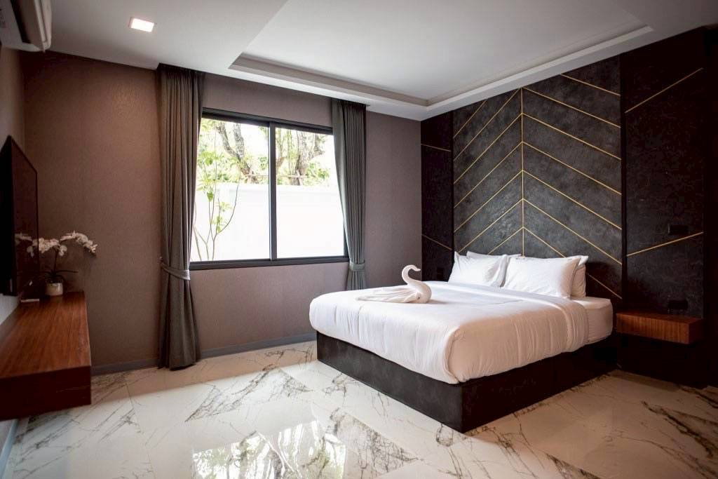 picture Luxury Villa for Rent Thung Klom East Pattaya - 9/20