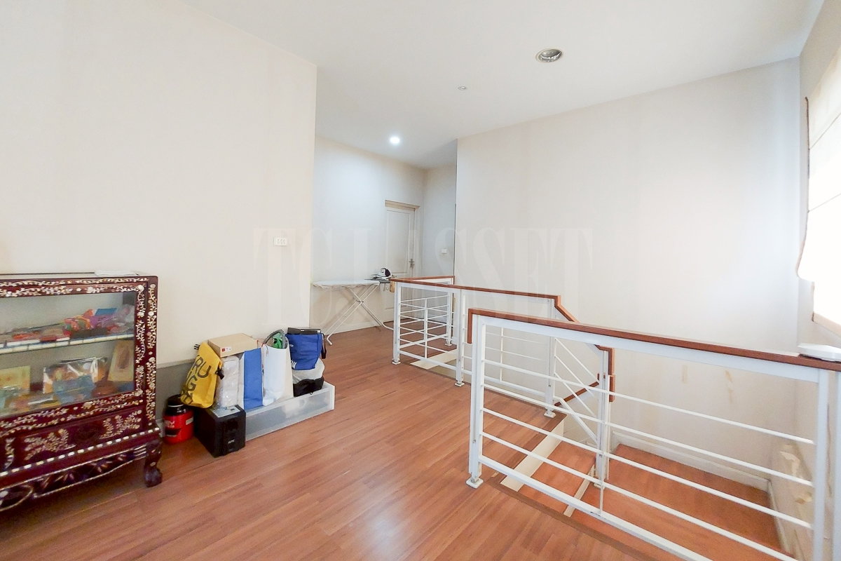 picture For Sell at    Nantawan Srinakarin House - 1/10