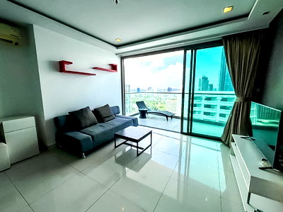 Condos for rent : 1 Bedroom Condo for Rent at Wongamat Tower