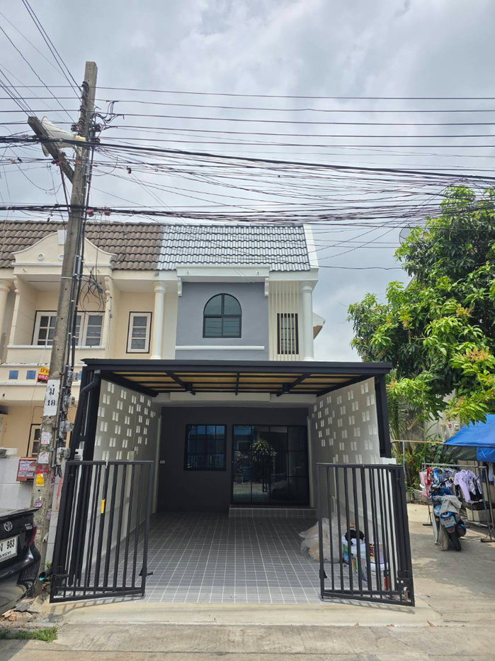 รูป ทาวน์เฮ้าส์รีโนเวทใหม่ ม.อัญชลี หทัยราษฎร์21 ทำเลดี ใกล้รถไฟฟ้าสายสีชมพู ตลาดมีนบุรี มีเฟอร์ฯพร้อมอยู่ บิ๊กซี โรงพยาบาลนวมินทร์ นพรัตน์ - รูปที่ 2/27