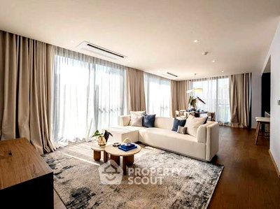 Condos for rent : Pet-Friendly 3-BR 151 Sqm Condo At Via 34 Near BTS Thong Lor (300m) (ID 2913481)