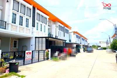 ทาวน์โฮม กรุงเทพมหานคร : ขายทาวน์โฮม 2 ชั้น 19 ตรว. โกลเด้น ทาวน์ พหลโยธิน-สะพานใหม่ พหลโยธิน 54/1 แยก 4