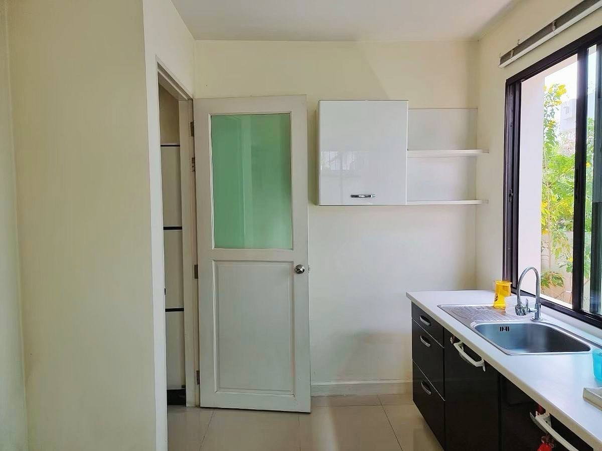 รูป For Sell at    Lakeview Park Village, Bangna - รูปที่ 7/16