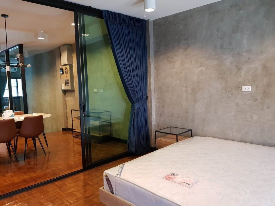 รูป 4 วัน · แชร์กับ สาธารณะ ให้เช่าบ้านทาวน์เฮาส์ 2 ชั้น **รับธุรกิจ Airbnb นะคะ** ให้เช่าบ้านในรัชดาซอย 3 หลังฟอร์จูนทาวน์ #petfriendly - รูปที่ 10/16
