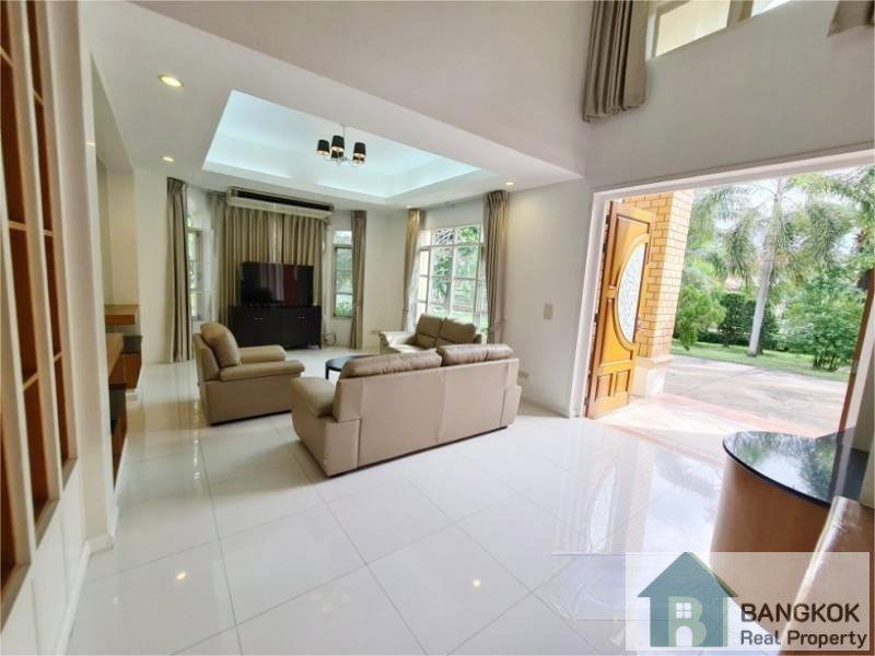 picture Nantawan Srinakarin Village | Elegant Detached 4 Bed House - 2/25
