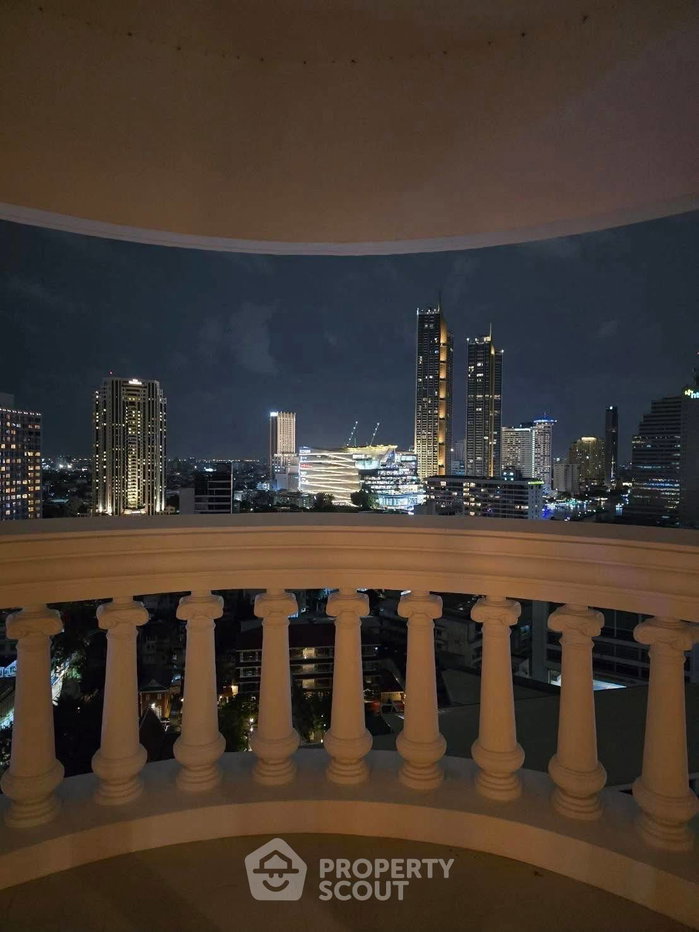 picture 2-BR Condo at Nusa State Tower Condominium near BTS Saphan Taksin (ID 2914903) - 6/20