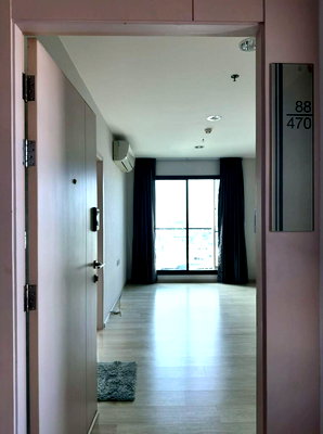 Condos for sale : For Sales Life Pinklao Unit 88/470 (Corner room)