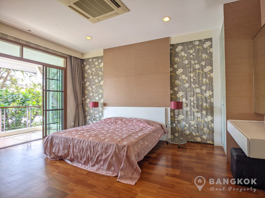 picture Narasiri Pattanakarn Srinakarin | Elegant 4 Bed 4 Bath House  - 12/21