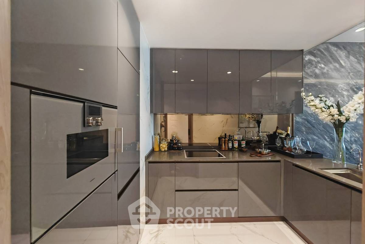 picture 2-BR Condo at The Estelle Phrom Phong near BTS Phrom Phong (ID 2913342) - 8/16