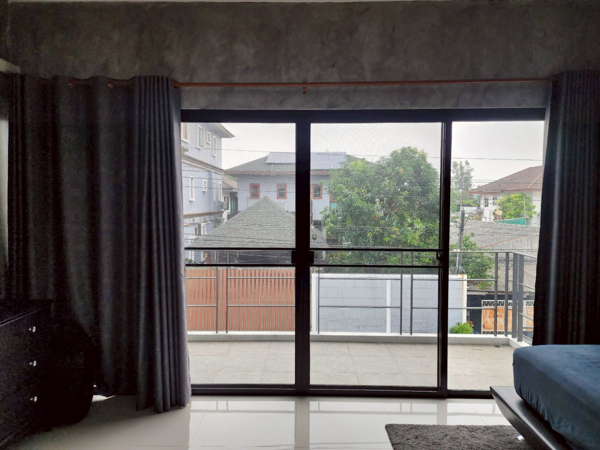 รูป ขายบ้านใหม่ พร้อมอยู่ หมู่บ้านเธียรสวน ซอยรามอินทรา 5 - รูปที่ 14/31