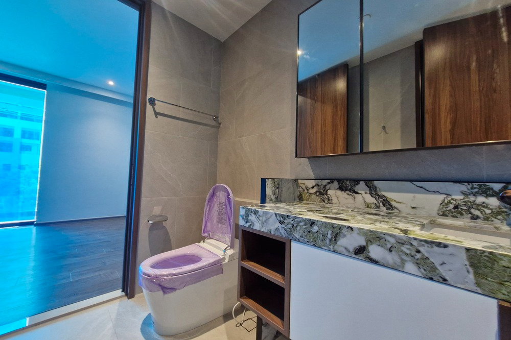 picture 🔥 Selling down payment !!🔥 Code C20240201029........Romm Convent, 1 be plus, 1 bath, Mahanakhon building view, Partly Furnished, Special Deal!!📣📣 - 8/11