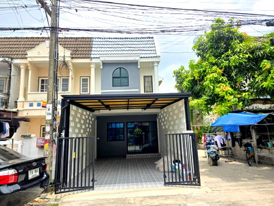 ทาวน์โฮม ถนนสุวินทวงศ์ : ทาวน์เฮ้าส์รีโนเวทใหม่ ม.อัญชลี หทัยราษฎร์21 ทำเลดี ใกล้รถไฟฟ้าสายสีชมพู ตลาดมีนบุรี มีเฟอร์ฯพร้อมอยู่ บิ๊กซี โรงพยาบาลนวมินทร์ นพรัตน์