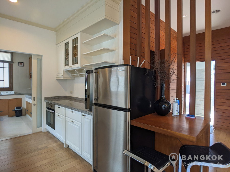 picture Narasiri Pattanakarn Srinakarin | Elegant 4 Bed 4 Bath House  - 8/21