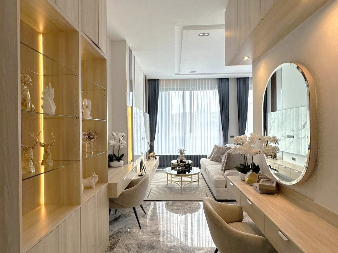 รูป Pool Villa North Pattaya for Sale Luxury Home Sukhumvit Na Kluea - รูปที่ 5/17