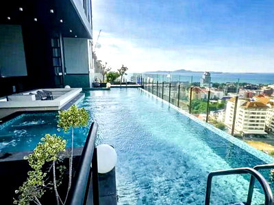 คอนโดให้เช่า : Beverly Mountain Bay Condo for Rent Pratumnak Hill Ocean View